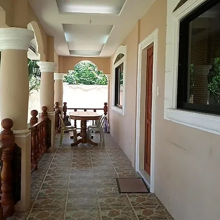 Luzmin Bh - Cottages And Bungalows